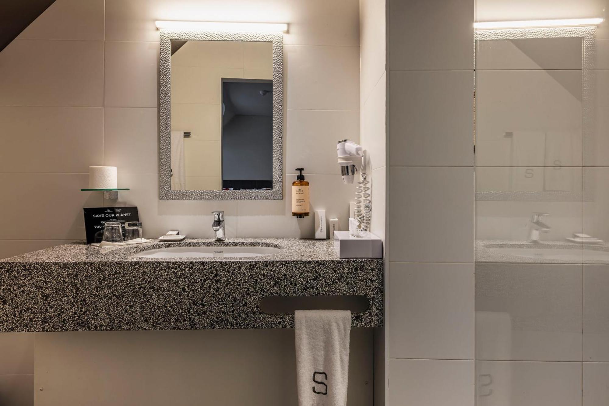 Square Hotel Kortrijk Dış mekan fotoğraf